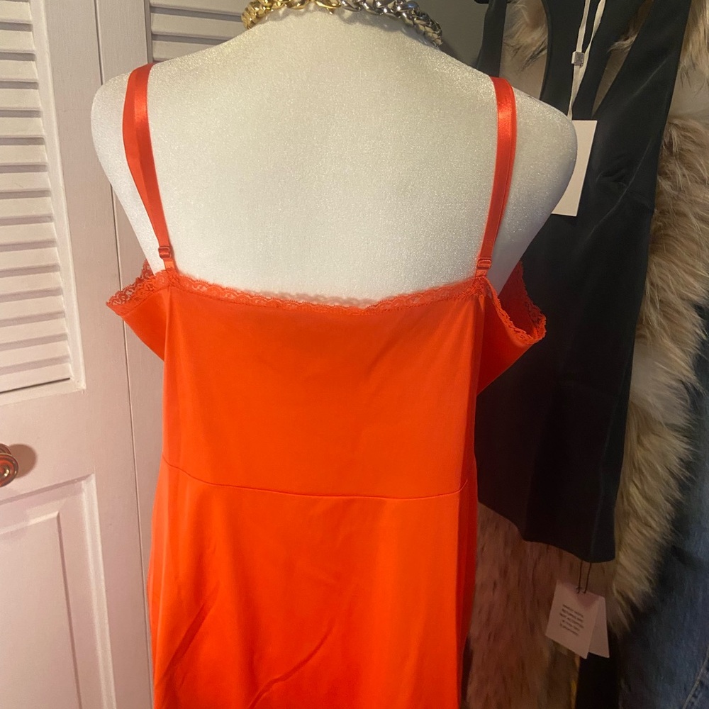 Elegant Orange / crimson red Lace Slip Dress - Picture 6 of 9